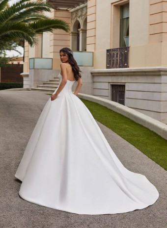 Pronovias JORY WITH JACKET #3 thumbnail